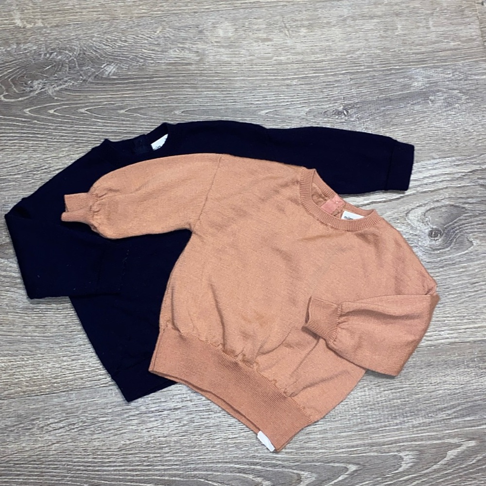 Miles the Label navy blue and blush pink crew neck sweaters.